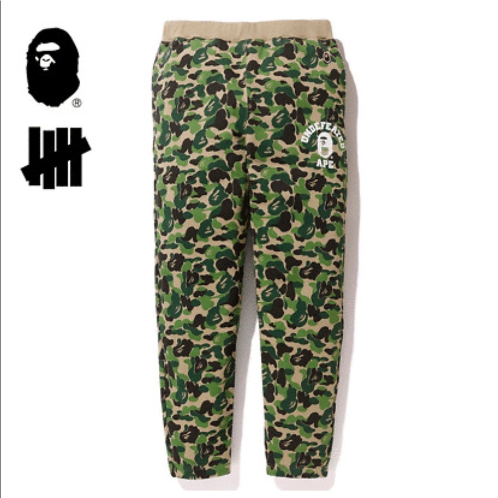 Bape x Undefeated Sweat Pants - Picture 7 of 7